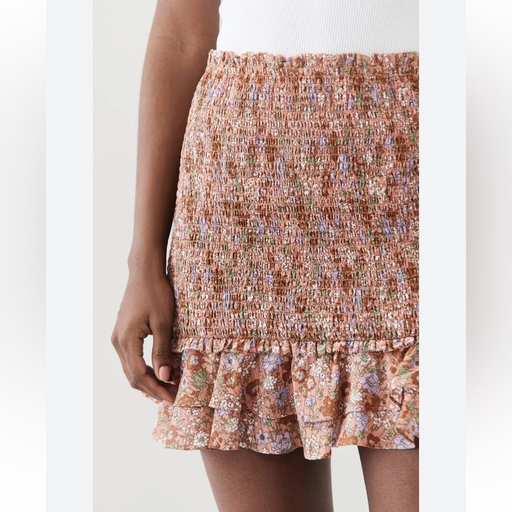 Veronica Beard Melodie Miniskirt in Coral Floral Print - Picture 4 of 6